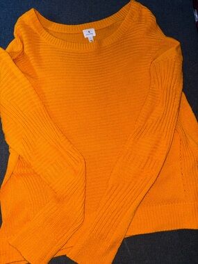 Dressbarn Mustard Yellow Scoop Neck Knit Sweater